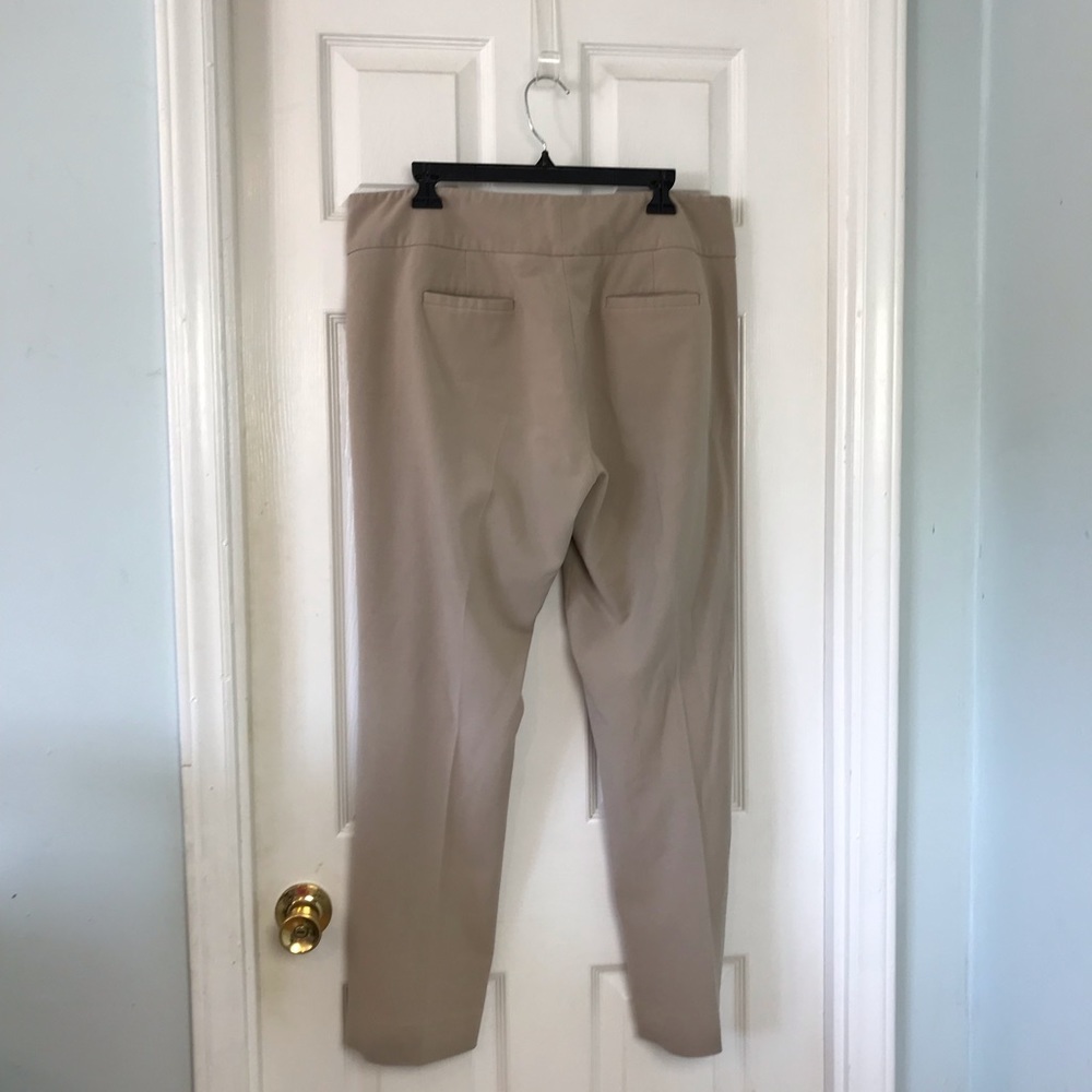 ๐ Kenneth Cole Ladies slacks. Size 14 Short - Picture 5 of 8